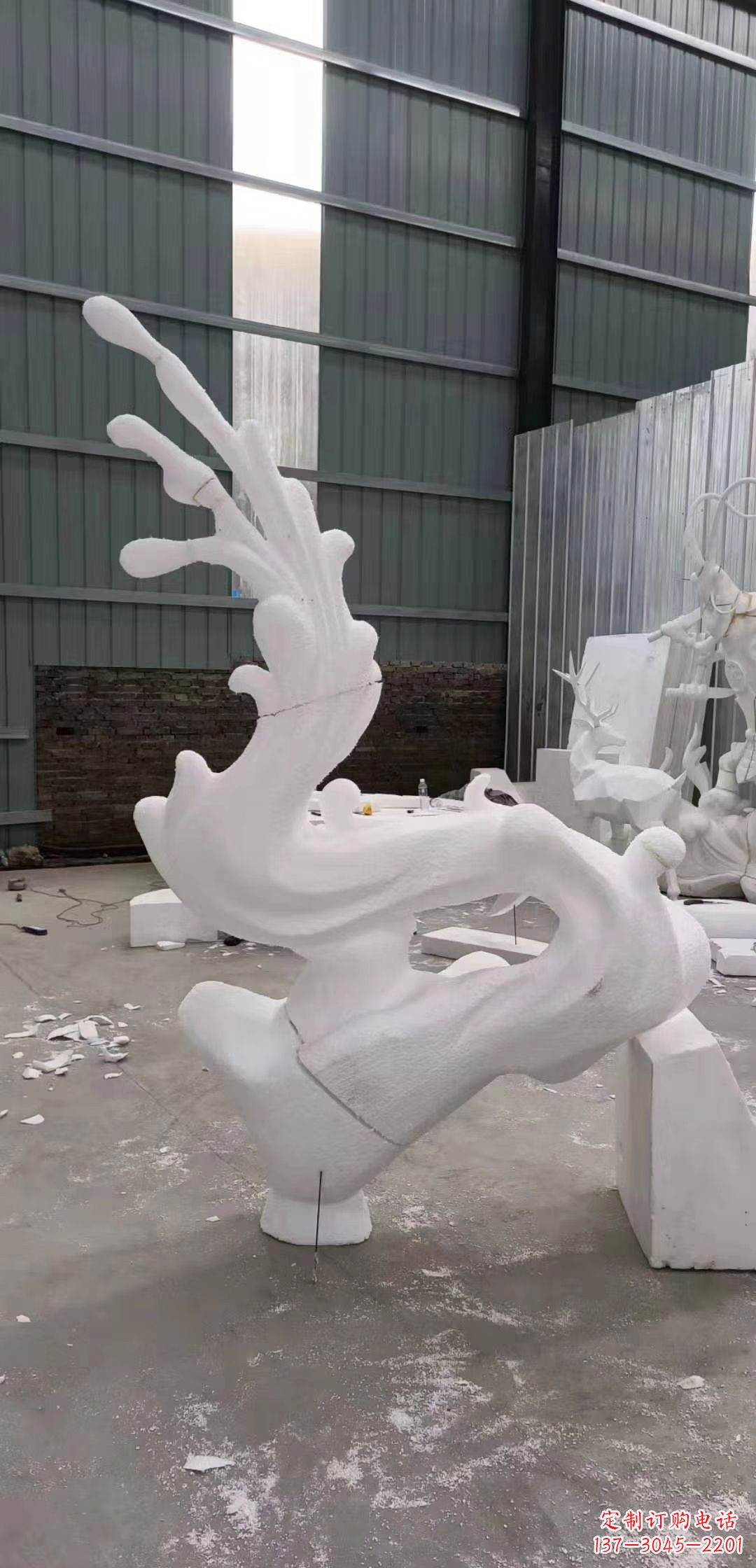 济南魔力凤凰不锈钢的美学雕塑
