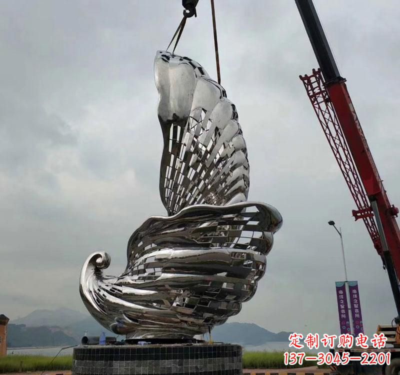 济南不锈钢海螺雕塑象征着海洋的美丽