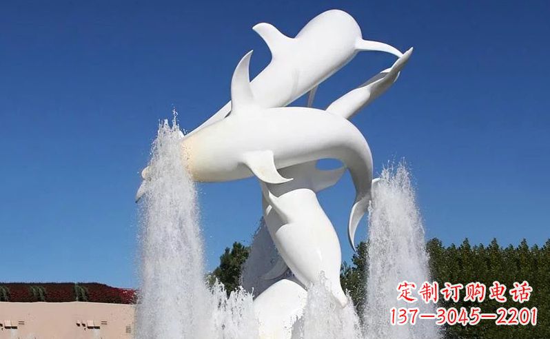 济南不锈钢海豚喷泉雕塑传递海豚的美丽