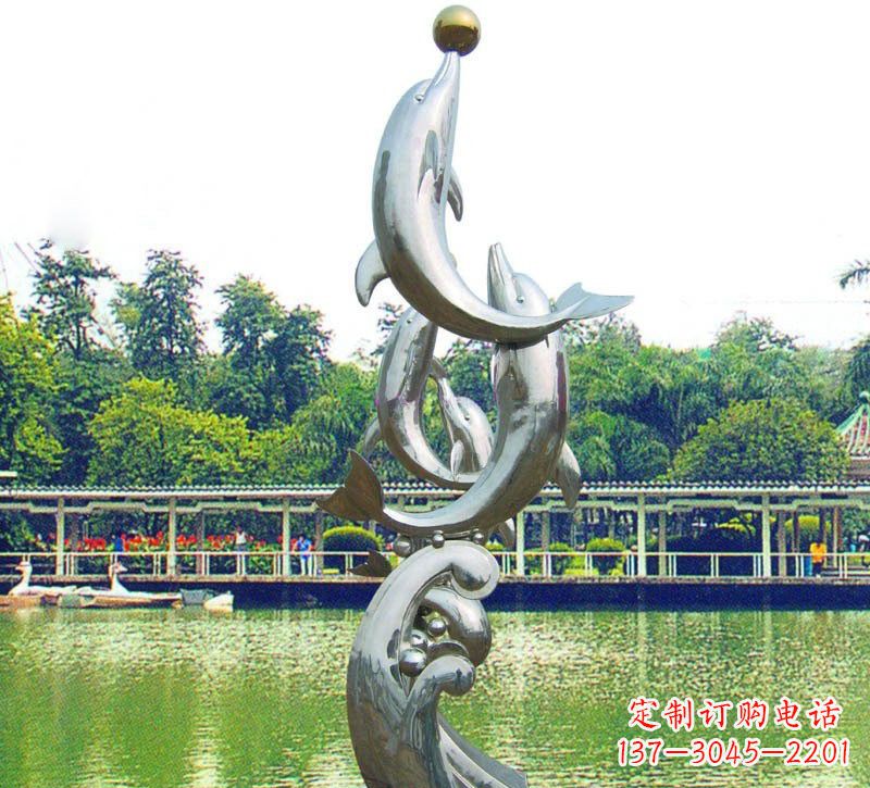 济南海豚的美丽雕塑