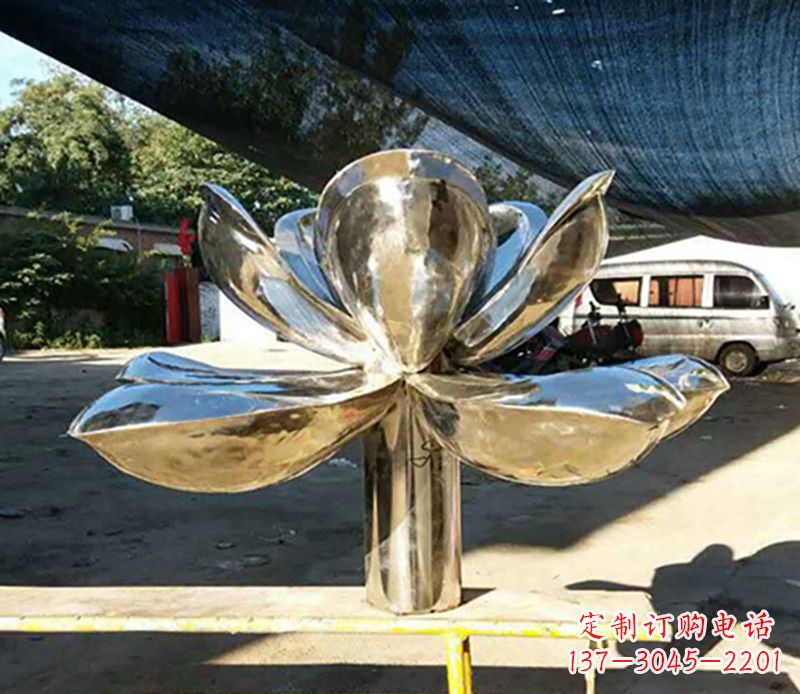 济南不锈钢荷花雕塑——彰显小区景观之美