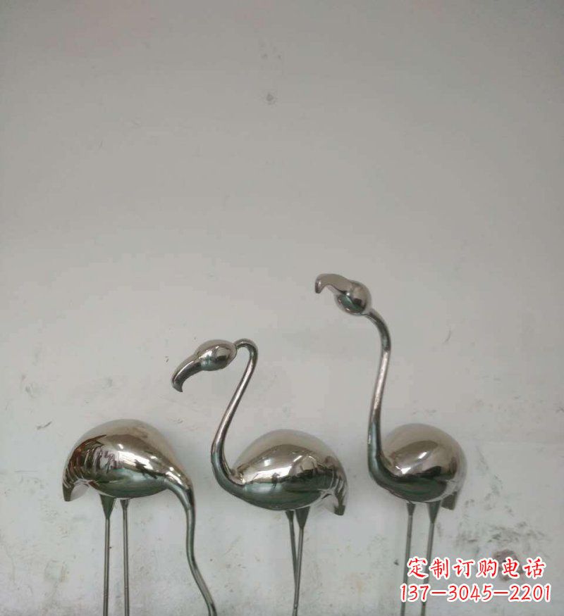 济南不锈钢火烈鸟雕塑把自然之美带入公园