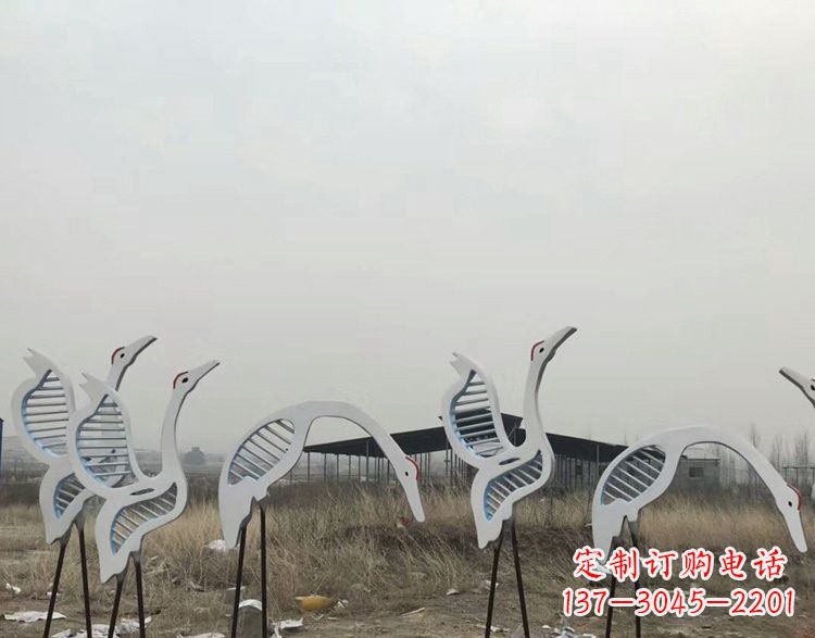 济南精美不锈钢仙鹤雕塑
