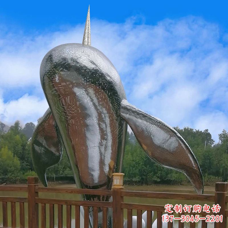 济南大型海边公园水景动物雕塑——不锈钢鲸鱼