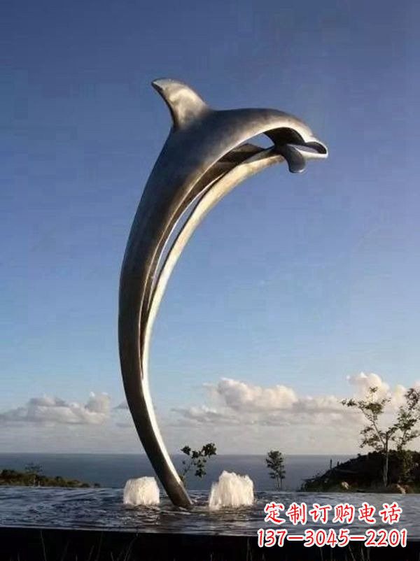 济南不锈钢海豚雕塑让游客流连忘返