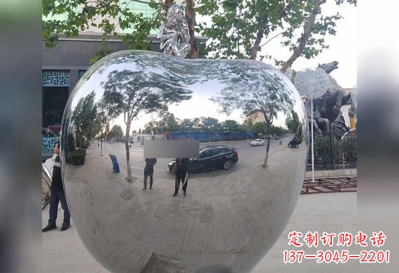 济南不锈钢景区镜面苹果雕塑