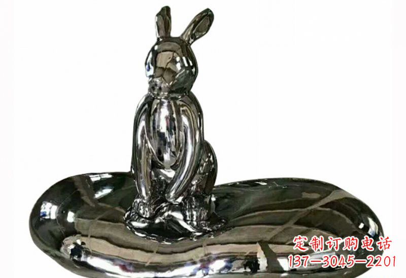 济南不锈钢兔子雕塑