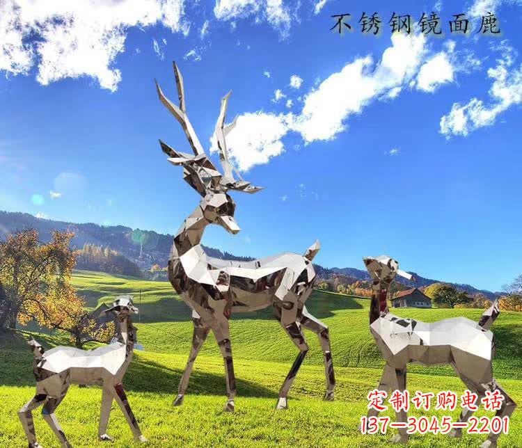 济南不锈钢镜面动物鹿