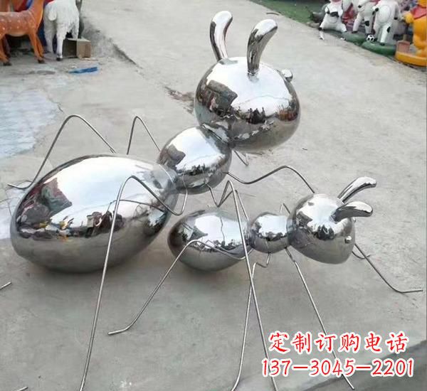 济南不锈钢镜面蚂蚁雕塑