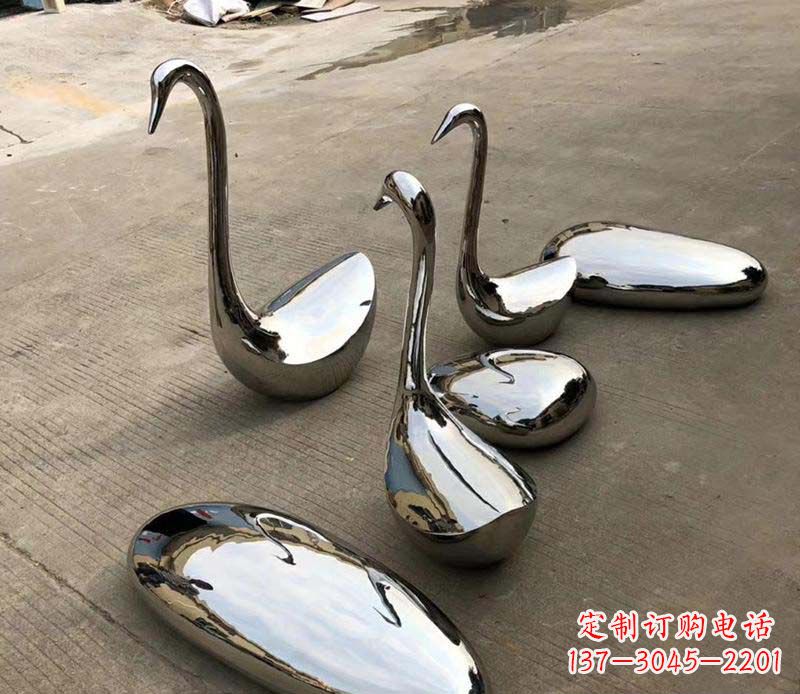 济南精美绝伦的鹅卵石雕塑