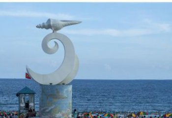 济南海浪与海螺雕塑的结合——不锈钢景区的美景