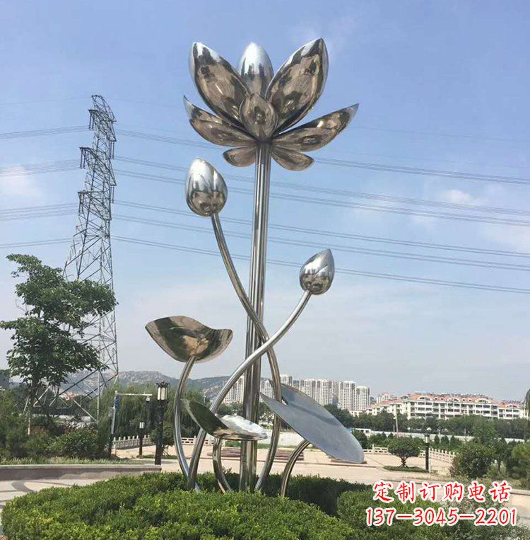 济南不锈钢莲花雕塑美丽的象征