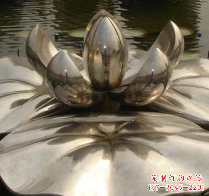 济南不锈钢莲花喷泉雕塑艺术结合新技术