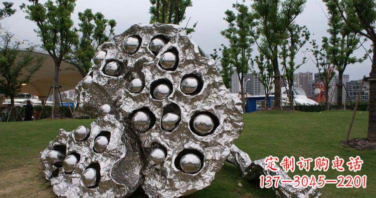 济南不锈钢莲蓬精美雕塑铸就华丽景观