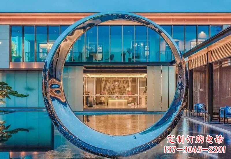 济南不锈钢镂空灯光圆环雕塑