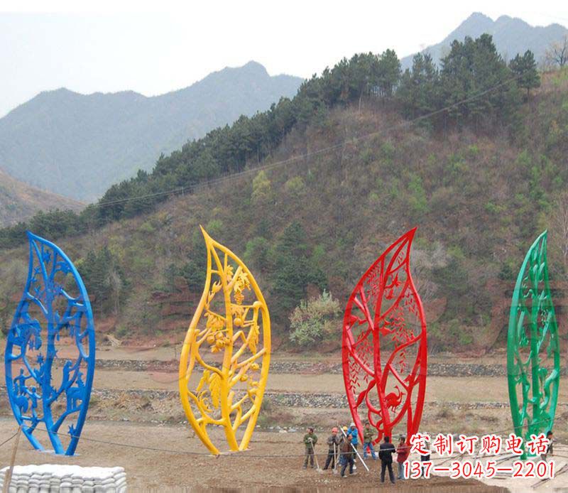 济南不锈钢镂空树叶景观雕塑1