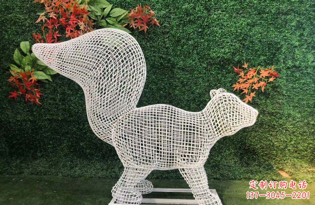 济南不锈钢松鼠雕塑艺术与精美结合
