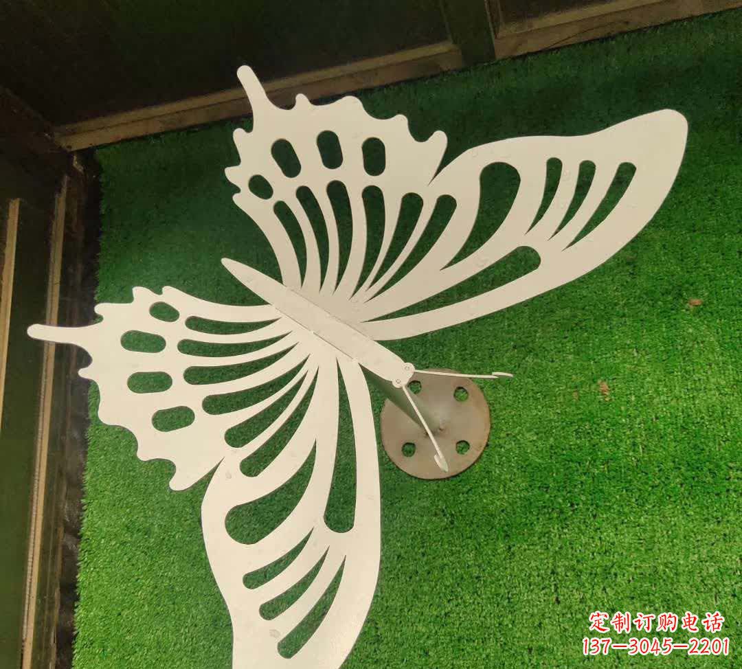济南不锈钢镂空艺术蝴蝶雕塑