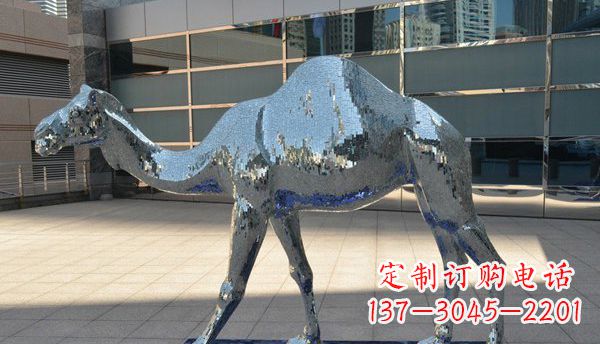 济南不锈钢骆驼雕塑一种充满浪漫情怀的艺术品