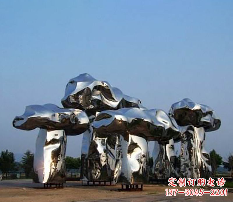 济南不锈钢蘑菇雕塑——一次惊艳的艺术之旅