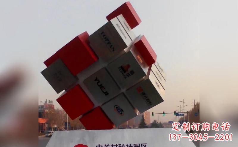济南不锈钢魔方雕塑艺术精灵的精彩表现