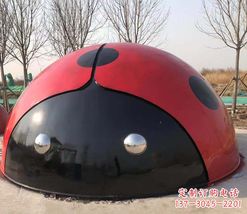 济南不锈钢瓢虫雕塑精致的艺术之美