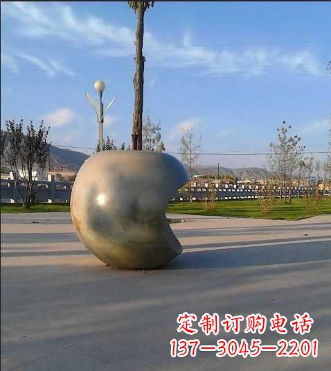 济南不锈钢苹果雕塑艺术与现实的完美结合