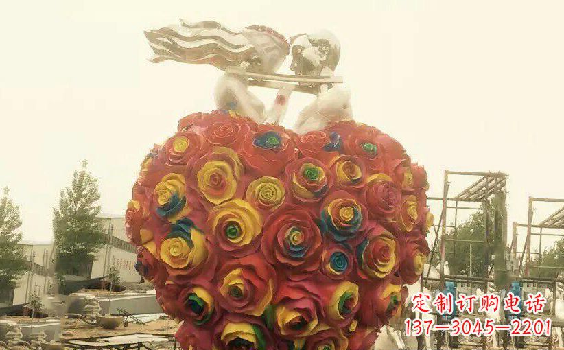 济南浪漫之美——不锈钢情侣结婚雕塑