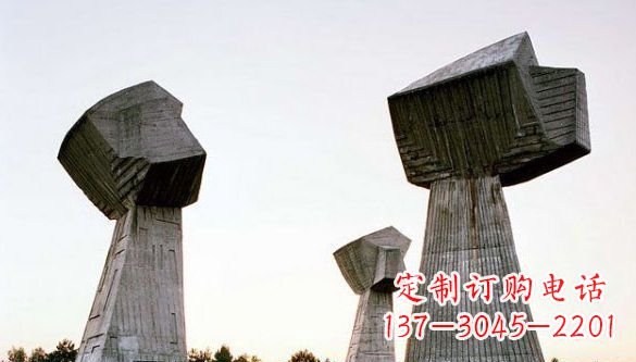 济南不锈钢拳头一种独特的雕塑材料