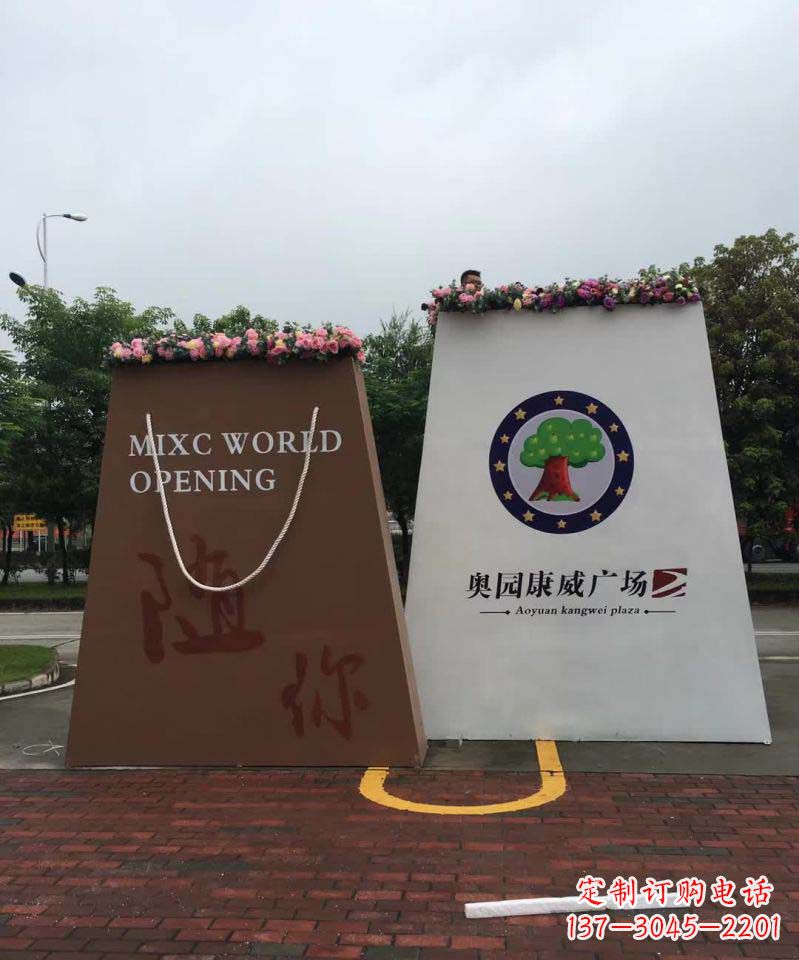 济南不锈钢购物袋雕塑给城市景观带来新的灵感