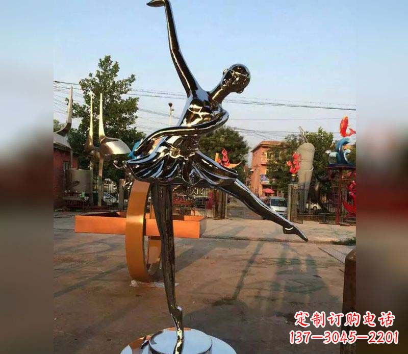 济南精美不锈钢美女雕塑
