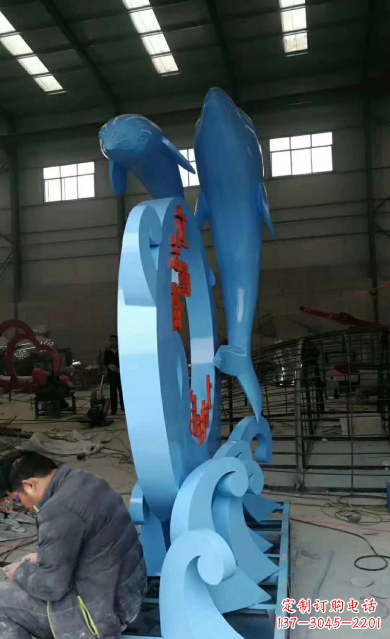 济南不锈钢海豚雕塑精致优雅的艺术品