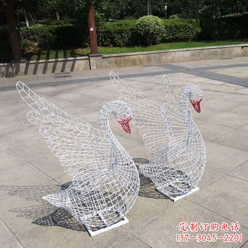 济南不锈钢网格展翅天鹅雕塑