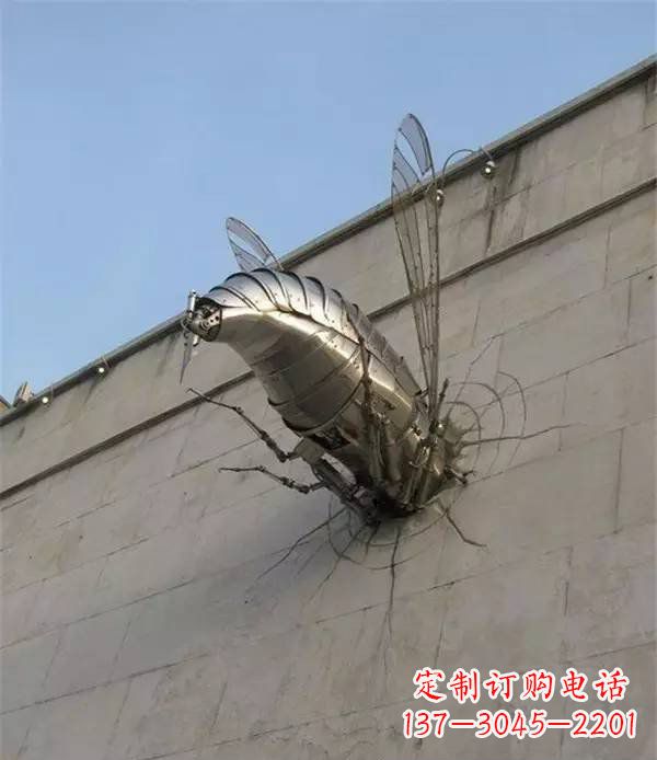 济南不锈钢无头苍蝇动物雕塑