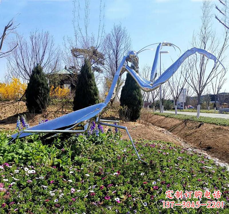 济南不锈钢现代动物螳螂雕塑