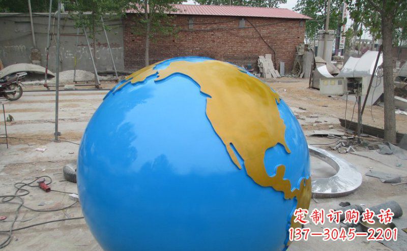 济南不锈钢校园地球雕塑象征着全球友好