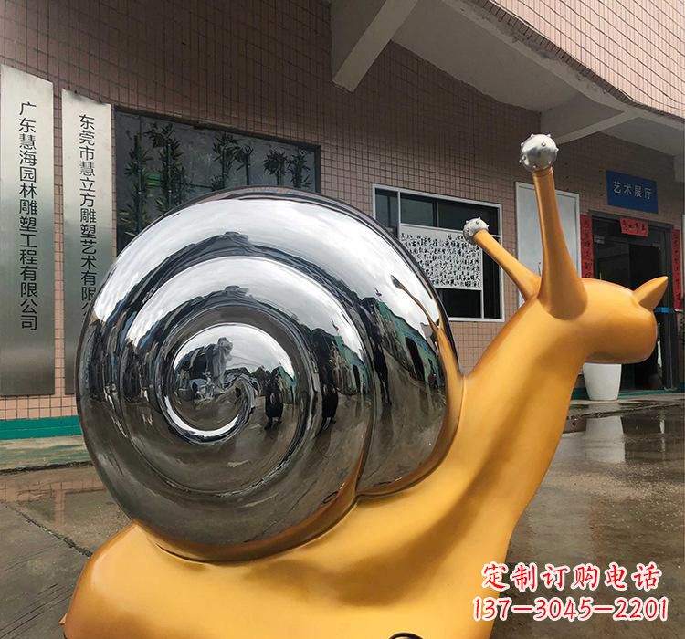 济南不锈钢艺术动物蜗牛雕塑