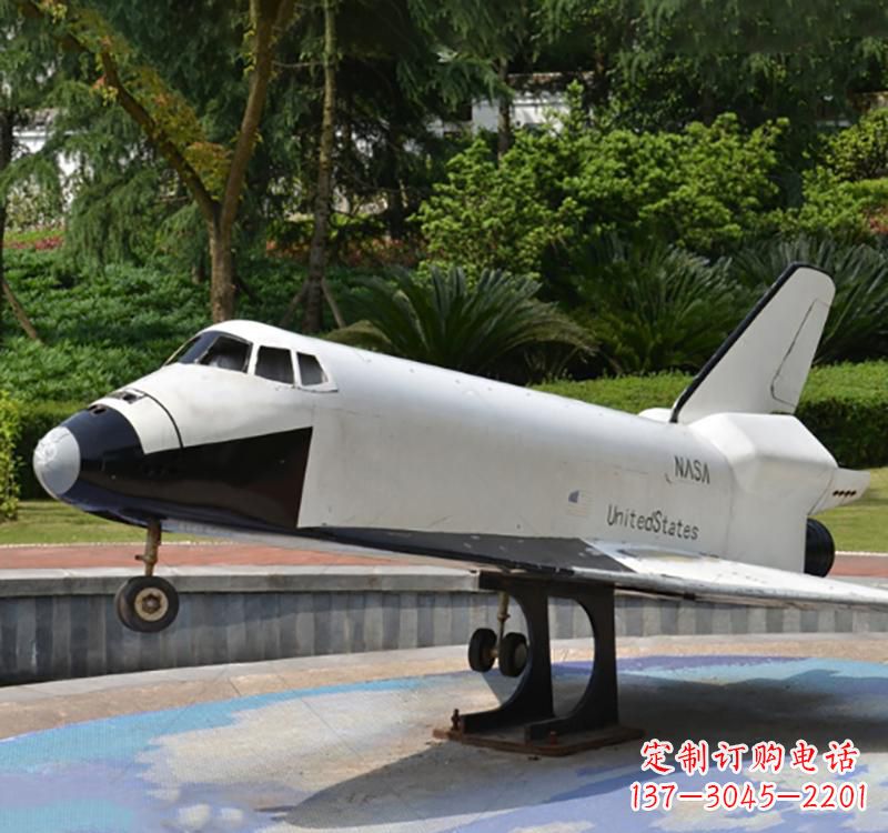 济南不锈钢园林飞机雕塑