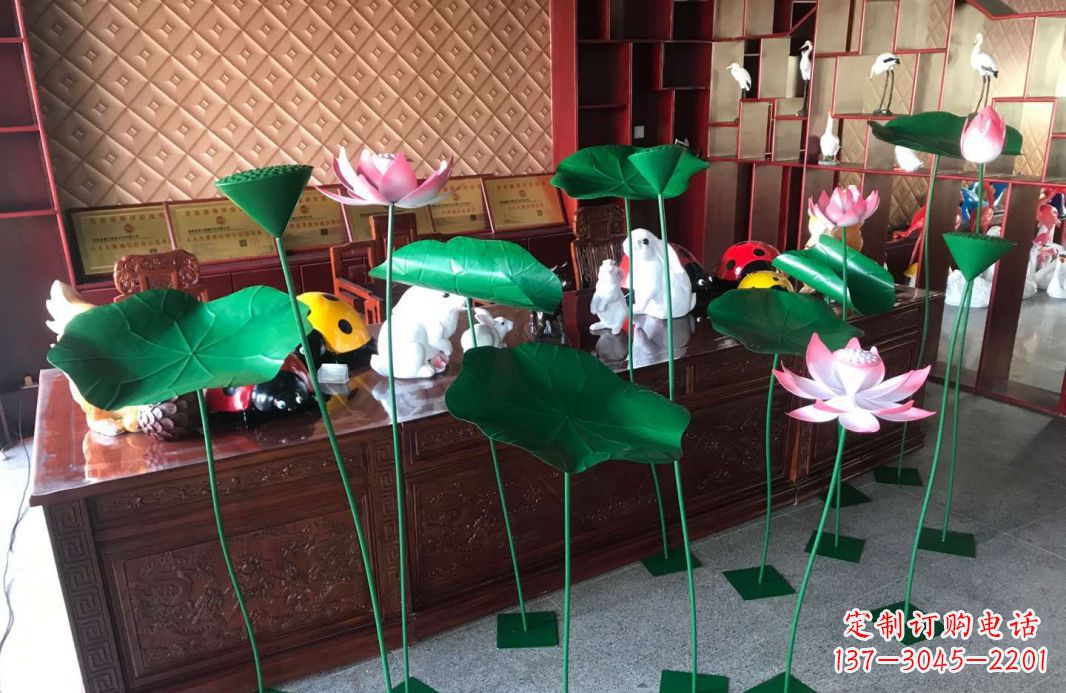 济南精美不锈钢荷叶雕塑