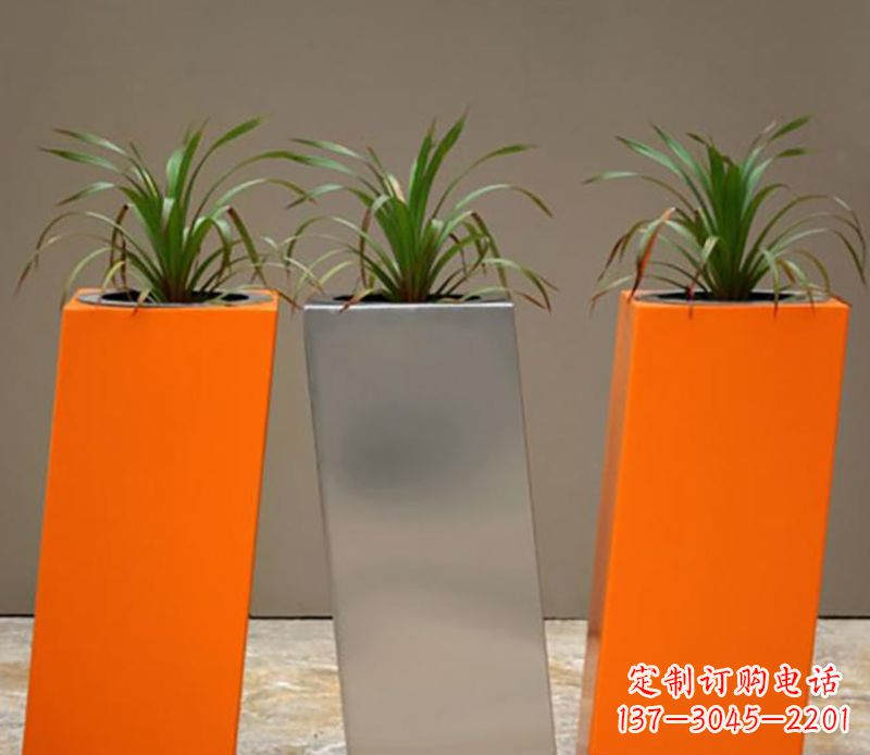 济南不锈钢花盆雕塑一种全新的视觉体验