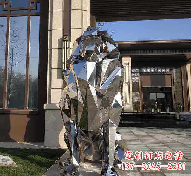 济南不锈钢狮子雕塑给园林带来神秘与力量