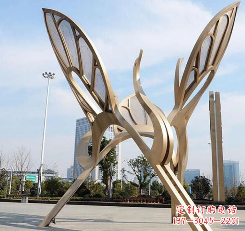 济南不锈钢园林仙鹤雕塑传承传统艺术精髓