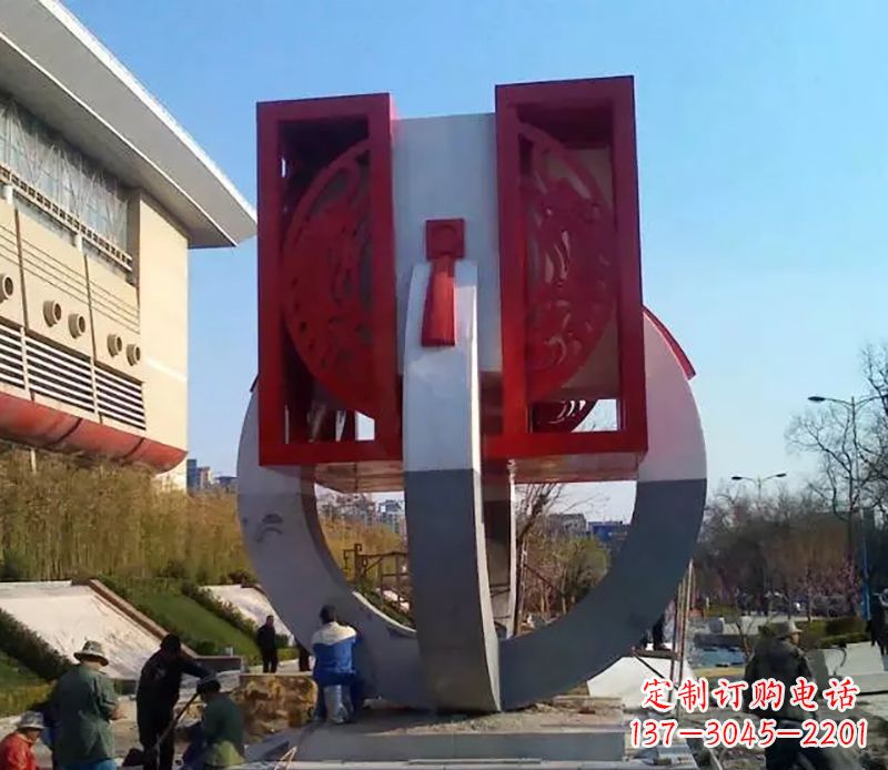 济南不锈钢圆环雕塑象征着永恒的美