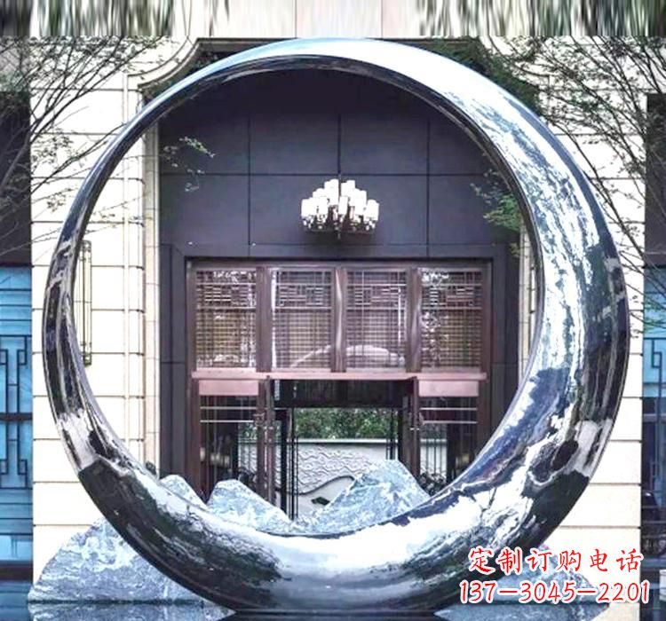 济南精美的不锈钢圆环雕塑