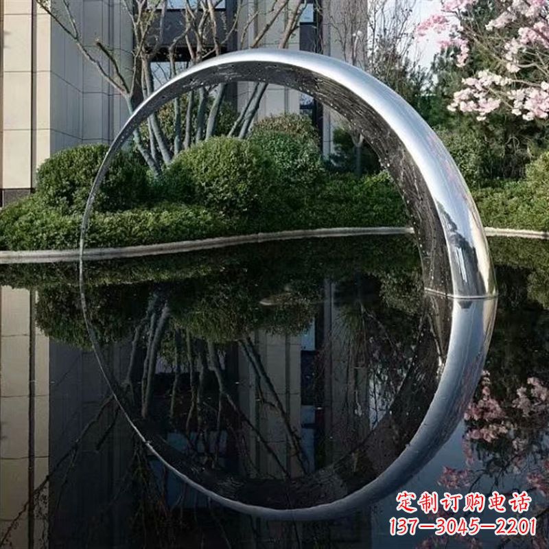 济南不锈钢月亮雕塑璀璨照亮夜空