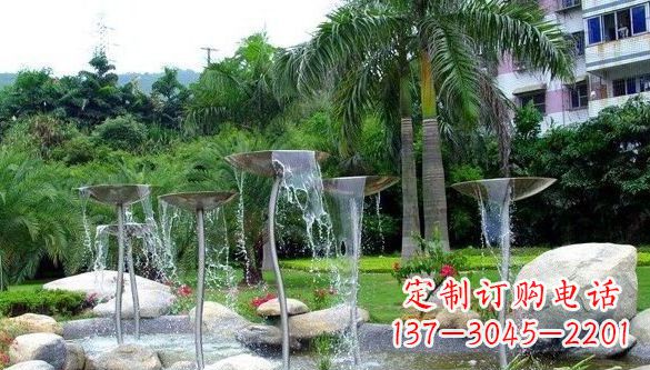 济南不锈钢喷泉雕塑——艺术之美