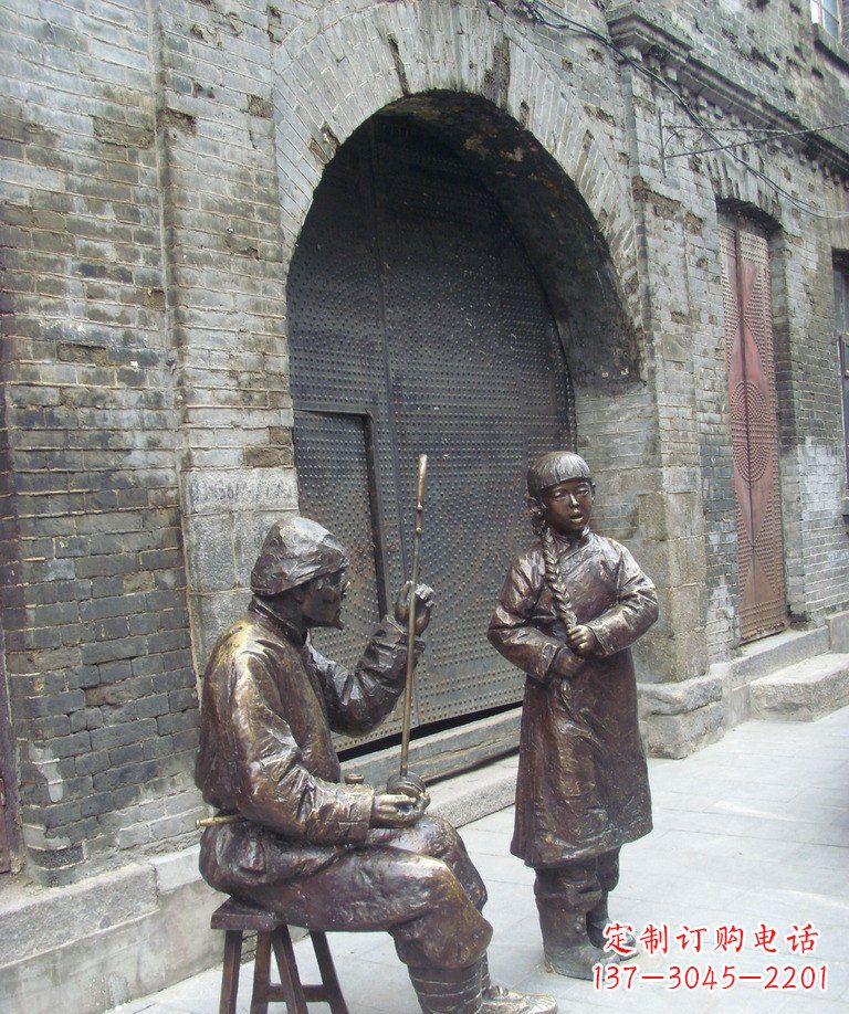 济南步行街拉二胡唱戏人物铜雕