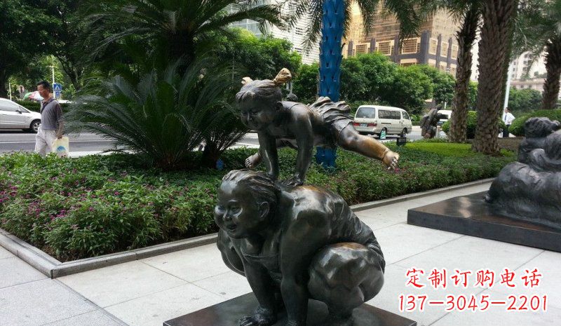 济南精美山羊雕塑,点缀步行街