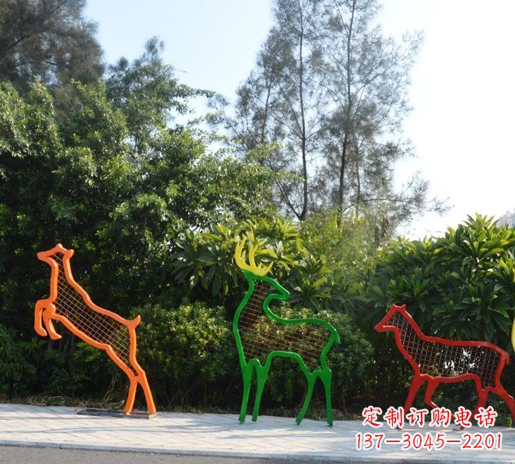 济南精美的彩色不锈钢梅花鹿雕塑