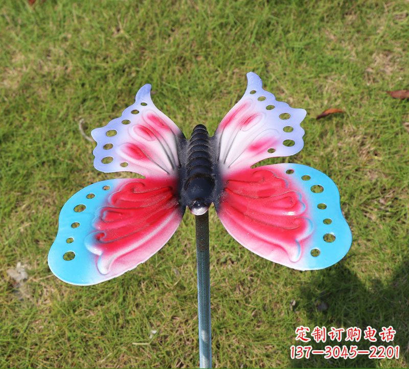 济南草坪动物不锈钢蝴蝶插件雕塑